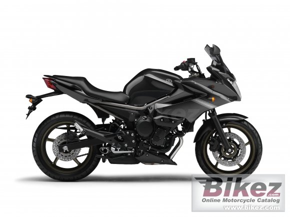 2009 Yamaha XJ6 Diversion photo